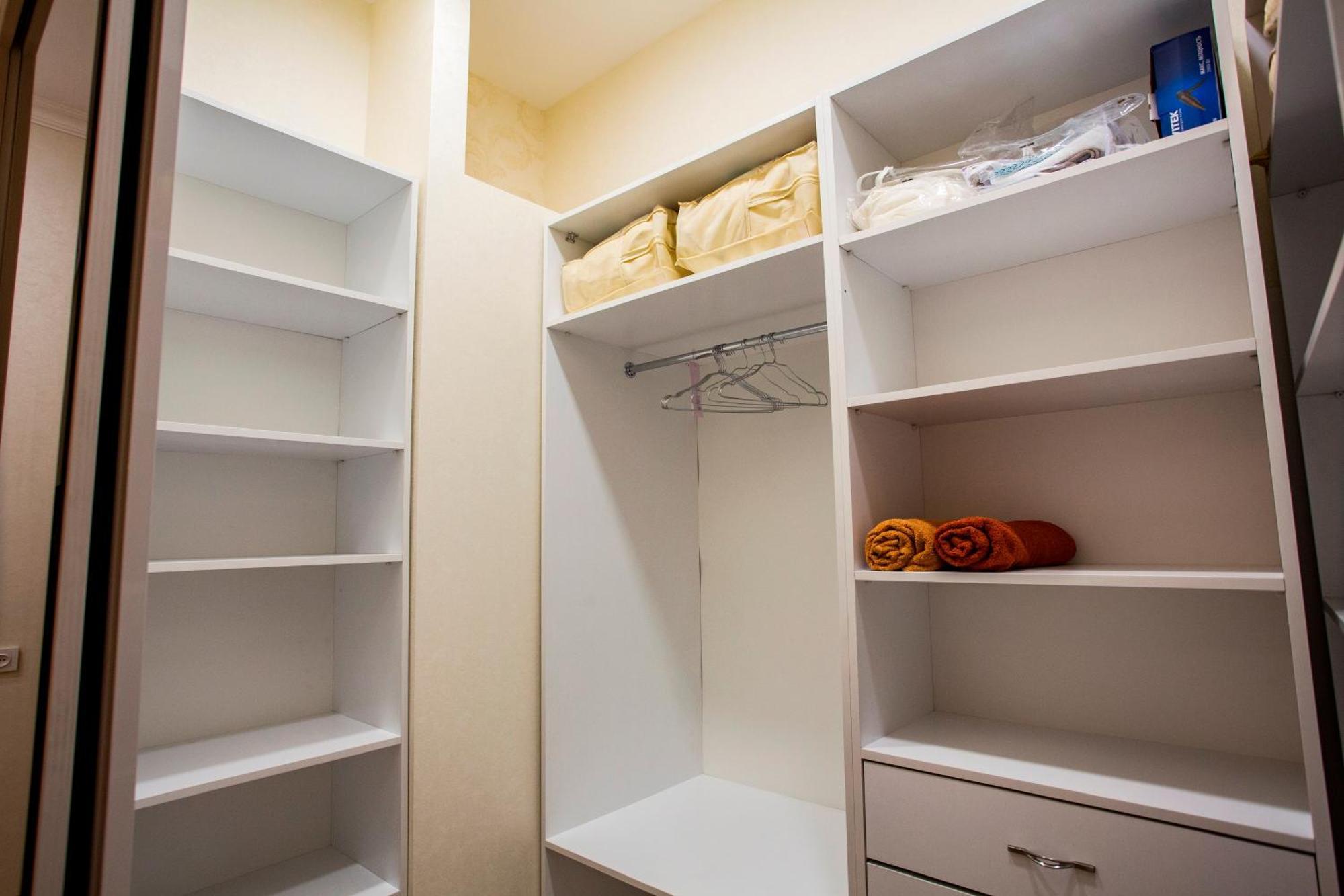Yellow Apartment In Avlabari 第比利斯 外观 照片